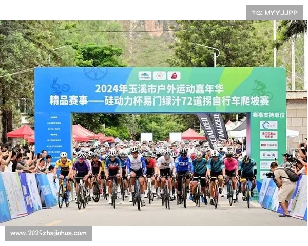 骑友自发清理赛道垃圾 环青海湖环保行动逐渐成赛事传统